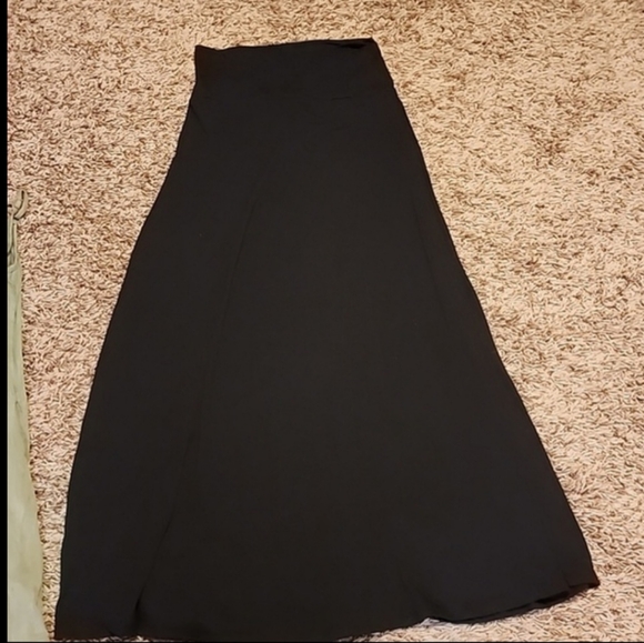 Small Skirt - Picture 1 of 2